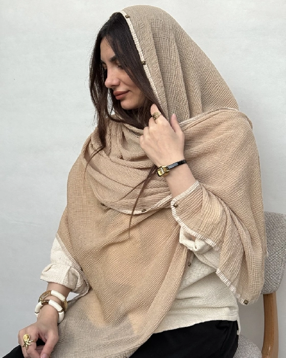 شال پلیسه پانچ دار
